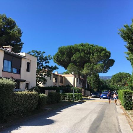 A 8 Mn A Pied Des Plages Appartement Avec Piscine Et Tennis アルジェレス・シュル・メール エクステリア 写真
