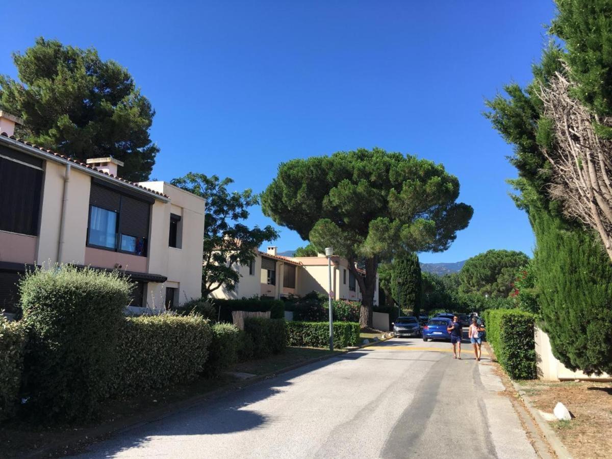 A 8 Mn A Pied Des Plages Appartement Avec Piscine Et Tennis アルジェレス・シュル・メール エクステリア 写真